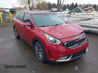 2017 Kia Niro Touring with VIN KNDCE3LC2H5066778, listed as a IAAI auction lot 41829089 with 96,891 mi miles. Bid and sale history available at carsss.com. Image 1.