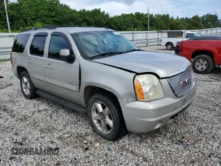 2007 GMC Yukon SLE w/3SA with VIN 1GKFC13C77J256366, listed as a Copart auction lot 72216464 with 197,660 mi miles and Salvage Title. Bid and sale history available at carsss.com. Image 4.