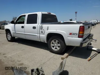 2004 GMC Sierra 1500 SLE z VIN 2GTEK13T741420716, wystawiony jako Copart lot #63201684 z przebiegiem Nie podano mil oraz Szkoda całkowita • Salvage title. Historia ofert i sprzedaży dostępna na DreamBid. Obrazek 2.