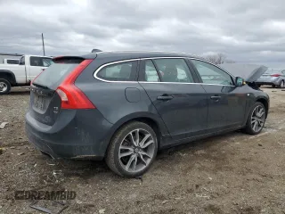 2015 Volvo V60 T5 Premier with VIN YV1612SK2F1221131, listed as a Copart auction lot 43855005 with 0 mi miles and Salvage Title. Bid and sale history available at carsss.com. Image 3.