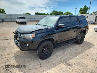 2022 Toyota 4Runner SR5 Premium z VIN JTENU5JR6N6071501, wystawiony jako Copart lot #62830195 z przebiegiem 26 018 mil mil oraz Szkoda całkowita • Salvage title. Historia ofert i sprzedaży dostępna na DreamBid. Obrazek 1.