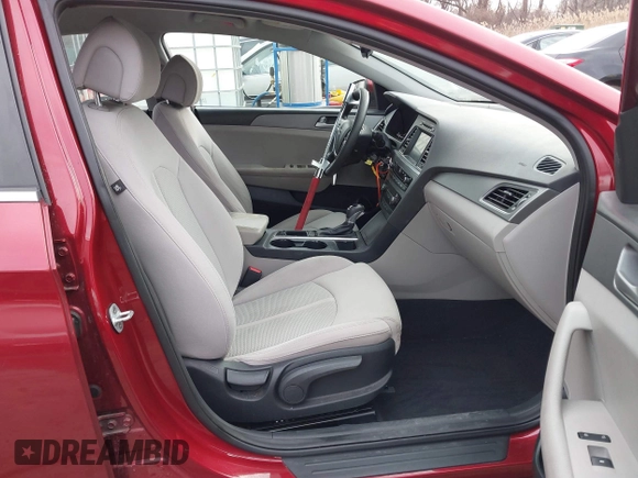 2016 Hyundai Sonata SE with VIN 5NPE24AF9GH414904, listed as a IAAI auction lot 41633415 with 107,778 mi miles and . Bid and sale history available at carsss.com. Image 5.