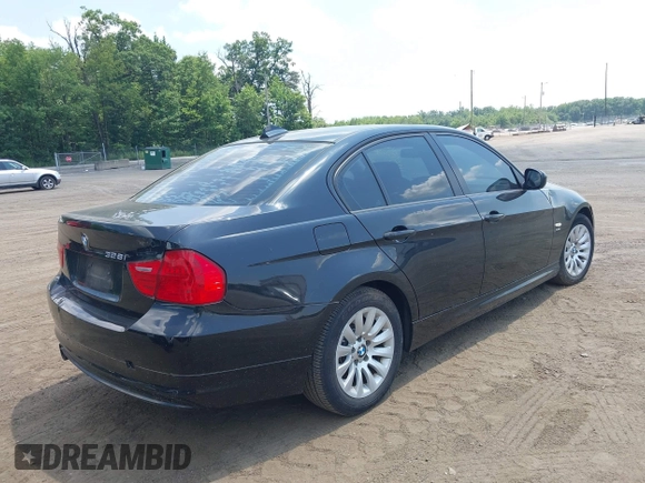 2009 BMW 3 Series 328i xDrive with VIN WBAPK73519A457574, listed as a IAAI auction lot 42575375 with Not provided miles and . Bid and sale history available at DreamBid. Image 4.