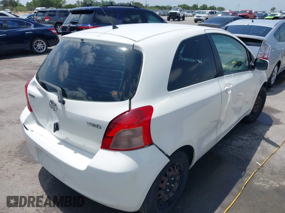 2008 Toyota Yaris with VIN JTDJT923485207836, listed as a IAAI auction lot 42086842 with 299,236 mi miles and . Bid and sale history available at carsss.com. Image 4.