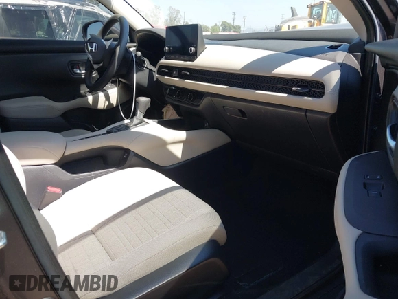 2024 Honda HR-V LX with VIN 3CZRZ1H36RM716066, listed as a IAAI auction lot 42304022 with 19,031 mi miles and . Bid and sale history available at DreamBid. Image 5.