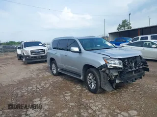 2018 Lexus GX 460 z VIN JTJBM7FX8J5187791, wystawiony jako IAAI lot #42076202 z przebiegiem 76 827 mil mil oraz . Historia ofert i sprzedaży dostępna na DreamBid. Obrazek 1.