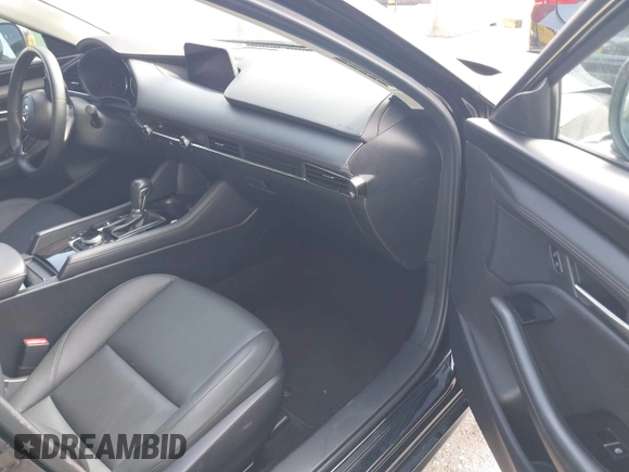 2024 Mazda 3 S Preferred с VIN 3MZBPACM1RM415733, выставлен на аукционе IAAI как лот 42308136 с пробегом 25 370 миль миль и . История ставок и продаж доступна на DreamBid. Изображение 5.