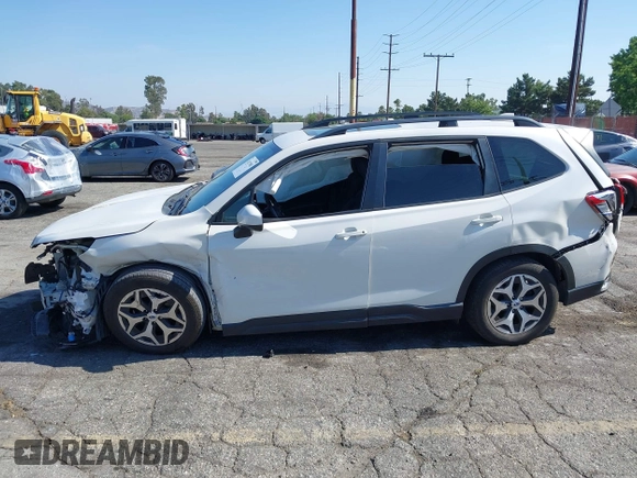 2020 Subaru Forester Premium with VIN JF2SKAJC8LH569025, listed as a IAAI auction lot 42471901 with 89,458 mi miles and . Bid and sale history available at DreamBid. Image 15.
