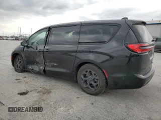 2022 Chrysler Pacifica Hybrid Limited z VIN 2C4RC1S76NR207827, wystawiony jako Copart lot #53727765 z przebiegiem 32 494 mil mil oraz Szkoda całkowita • Salvage title. Historia ofert i sprzedaży dostępna na DreamBid. Obrazek 2.
