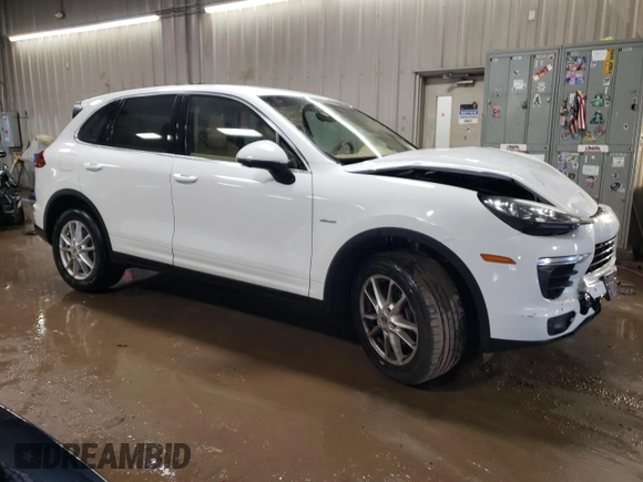 2015 Porsche Cayenne Diesel with VIN WP1AF2A28FLA41058, listed as a Copart auction lot 48306825 with 72,011 mi miles and Salvage title. Bid and sale history available at DreamBid. Image 4.