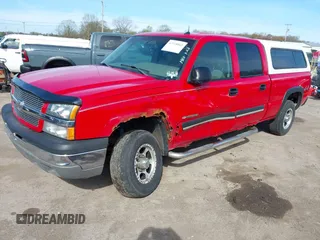 2003 Chevrolet Silverado 1500HD LS z VIN 1GCGK13U03F179543, wystawiony jako IAAI lot #42118862 z przebiegiem 118 128 mil mil oraz . Historia ofert i sprzedaży dostępna na DreamBid. Obrazek 2.
