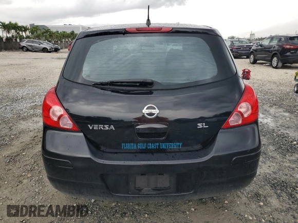 2008 Nissan Versa S z VIN 3N1BC13E58L447065, wystawiony jako Copart lot #52380355 z przebiegiem 151 681 mil mil oraz Szkoda całkowita • Salvage title. Historia ofert i sprzedaży dostępna na DreamBid. Obrazek 6.