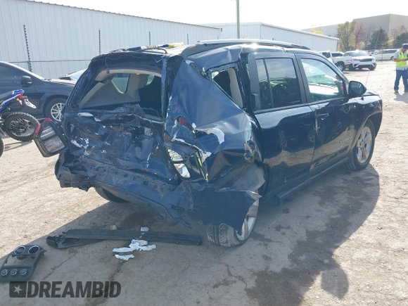 2017 Jeep Compass 75th Anniversary Edition with VIN 1C4NJDBB0HD143138, listed as a IAAI auction lot 41016542 with 118,402 mi miles. Bid and sale history available at carsss.com. Image 4.