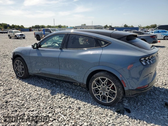 2024 Ford Mustang Mach-E GT z VIN 3FMTK4SX2RMA46928, wystawiony jako Copart lot #54383505 z przebiegiem 1 598 mil mil oraz Szkoda całkowita • Salvage title. Historia ofert i sprzedaży dostępna na DreamBid. Obrazek 2.