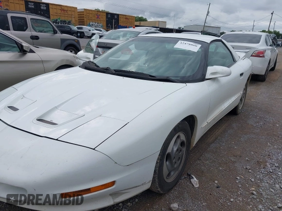 1994 Pontiac Firebird Firebird с VIN 2G2FS22S9R2221658, выставлен на аукционе IAAI как лот 42478866 с пробегом 667 659 миль миль и . История ставок и продаж доступна на DreamBid. Изображение 2.