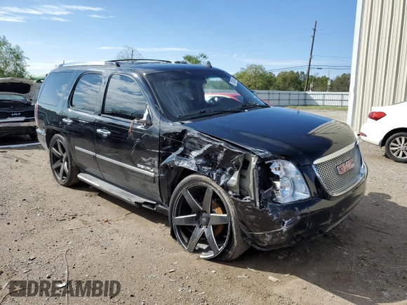 2014 GMC Yukon Denali z VIN 1GKS1EEF9ER130219, wystawiony jako Copart lot #79308134 z przebiegiem Nie podano mil oraz Czysty tytuł • Clean title. Historia ofert i sprzedaży dostępna na DreamBid. Obrazek 4.