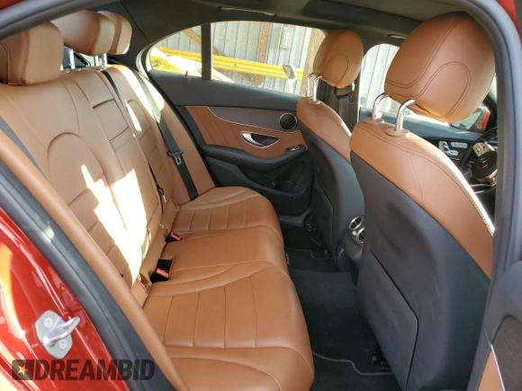 2020 Mercedes-Benz C 300 z VIN WDDWF8EB2LR551702, wystawiony jako Copart lot #63818215 z przebiegiem 53 975 mil mil oraz Szkoda całkowita • Salvage title. Historia ofert i sprzedaży dostępna na DreamBid. Obrazek 10.