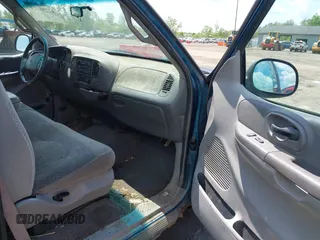 2001 Ford F-150 XL z VIN 2FTZF07261CA05467, wystawiony jako IAAI lot #42250217 z przebiegiem Nie podano mil oraz . Historia ofert i sprzedaży dostępna na DreamBid. Obrazek 5.