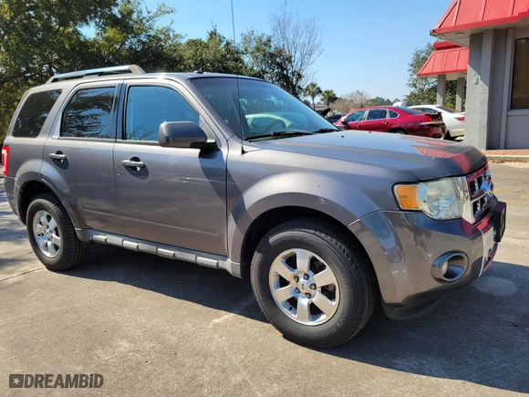 2011 Ford Escape Limited with VIN 1FMCU0E73BKA47257, listed as a IAAI auction lot 41707062 with 187,836 mi miles. Bid and sale history available at carsss.com. Image 2.