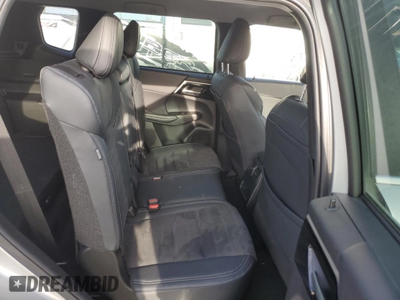 2023 Mitsubishi Outlander SE с VIN JA4J3UA80PZ008865, выставлен на аукционе Copart как лот 59858435 с пробегом 42 154 миль миль и Списание • Salvage title. История ставок и продаж доступна на DreamBid. Изображение 11.