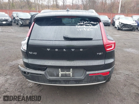 2021 Volvo XC40 Inscription with VIN YV4162UL2M2457905, listed as a IAAI auction lot 42017891 with 48,424 mi miles and . Bid and sale history available at DreamBid. Image 16.