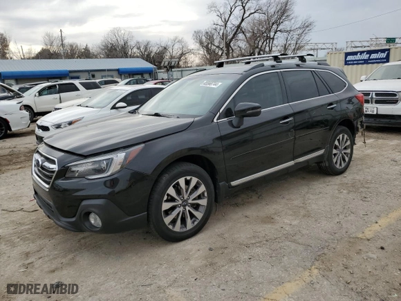 2018 Subaru Outback Touring with VIN 4S4BSETC1J3326617, listed as a Copart auction lot 85568744 with 91,611 mi miles and Salvage Title. Bid and sale history available at carsss.com. Image 1.