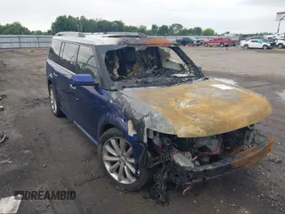 2013 Ford Flex Limited w/EcoBoost with VIN 2FMHK6DT0DBD17555, listed as a IAAI auction lot 39855831 with 1 mi miles. Bid and sale history available at carsss.com. Image 1.