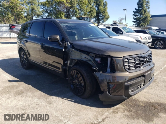 2023 Kia Telluride SX X-Line with VIN 5XYP5DGC8PG333753, listed as a Copart auction lot 43980934 with 12,673 mi miles and Salvage title. Bid and sale history available at DreamBid. Image 4.