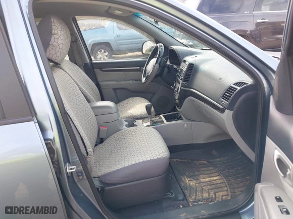 2009 Hyundai Santa Fe GLS with VIN 5NMSG13D29H260129, listed as a IAAI auction lot 42035462 with 150,200 mi miles. Bid and sale history available at carsss.com. Image 5.