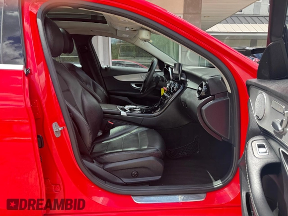 2016 Mercedes-Benz C 300 Luxury with VIN 55SWF4KB9GU114622, listed as a Copart auction lot 65274885 with 182,028 mi miles and Clean title. Bid and sale history available at DreamBid. Image 5.