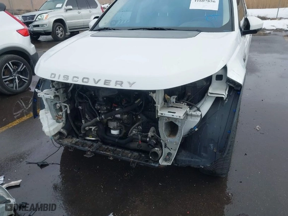 2017 Land Rover Discovery Sport HSE Luxury with VIN SALCT2BG0HH656795, listed as a IAAI auction lot 41607856 with 135,669 mi miles. Bid and sale history available at carsss.com. Image 6.