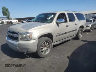2007 Chevrolet Suburban LS z VIN 1GNFC16007J321532, wystawiony jako Copart lot #61282355 z przebiegiem 237 313 mil mil oraz Czysty tytuł • Clean title. Historia ofert i sprzedaży dostępna na DreamBid. Obrazek 1.