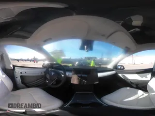 2021 Tesla Model Y Standard Range z VIN 5YJYGDED4MF162982, wystawiony jako IAAI lot #41378674 z przebiegiem 60 267 mil mil oraz . Historia ofert i sprzedaży dostępna na DreamBid. Obrazek 20.