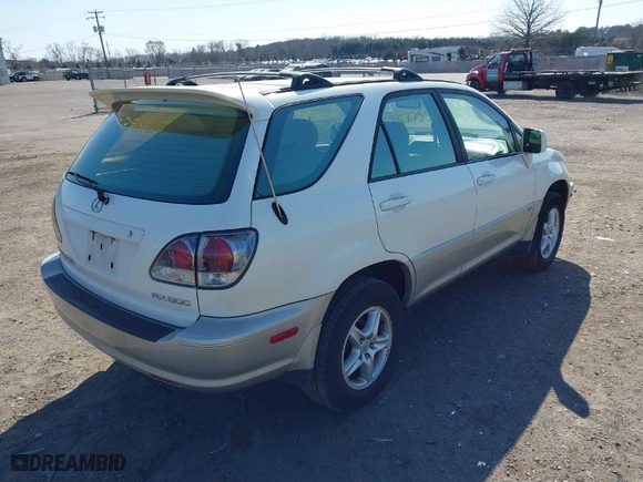 2001 Lexus RX 300 with VIN JTJHF10U810202173, listed as a IAAI auction lot 41775565 with 251,989 mi miles. Bid and sale history available at carsss.com. Image 4.