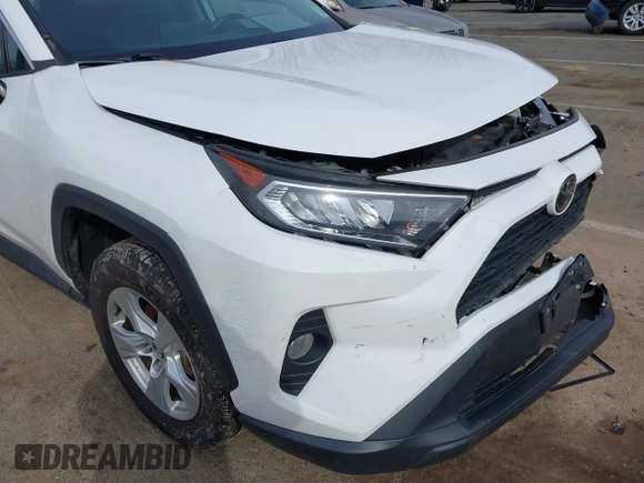 2020 Toyota RAV4 XLE with VIN 2T3P1RFV0LC075978, listed as a IAAI auction lot 41609384 with 72,983 mi miles. Bid and sale history available at carsss.com. Image 6.