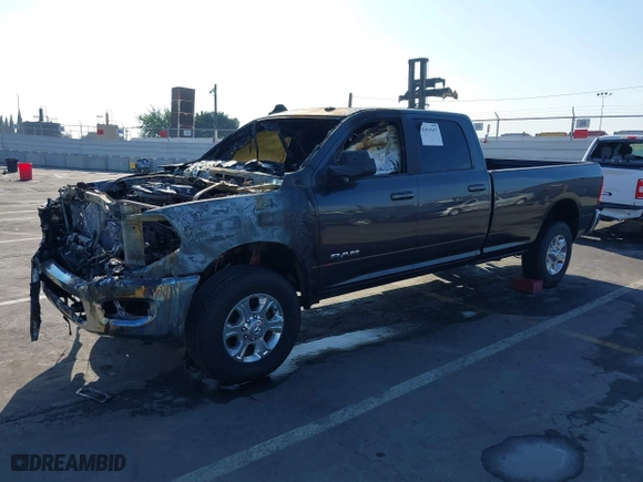 2020 Ram 2500 Big Horn with VIN 3C6UR5JL9LG257047, listed as a IAAI auction lot 41060453 with 1 mi miles. Bid and sale history available at carsss.com. Image 2.