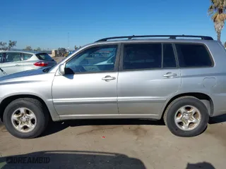 2007 Toyota Highlander with VIN JTEGD21A370167335, listed as a IAAI auction lot 41838715 with 328,281 mi miles. Bid and sale history available at carsss.com. Image 14.