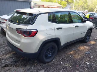 2021 Jeep Compass Sport с VIN 3C4NJCABXMT560279, выставлен на аукционе IAAI как лот 42412425 с пробегом 53 374 миль миль и . История ставок и продаж доступна на DreamBid. Изображение 4.