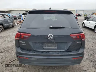 2020 Volkswagen Tiguan S with VIN 3VV0B7AX1LM135103, listed as a Copart auction lot 58363805 with 85,664 mi miles and Salvage title. Bid and sale history available at DreamBid. Image 6.