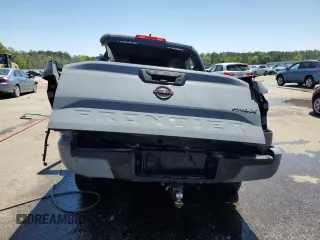 2022 Nissan Frontier SV z VIN 1N6ED1EJ5NN606807, wystawiony jako Copart lot #53356235 z przebiegiem Nie podano mil oraz Nie do naprawy • Non repairable. Historia ofert i sprzedaży dostępna na DreamBid. Obrazek 6.