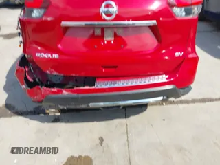 2017 Nissan Rogue SL z VIN JN8AT2MT5HW405814, wystawiony jako IAAI lot #41512457 z przebiegiem 71 161 mil mil oraz . Historia ofert i sprzedaży dostępna na DreamBid. Obrazek 6.