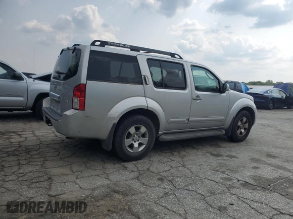 2006 Nissan Pathfinder SE z VIN 5N1AR18U66C613444, wystawiony jako Copart lot #59494365 z przebiegiem 218 903 mil mil oraz Czysty tytuł • Clean title. Historia ofert i sprzedaży dostępna na DreamBid. Obrazek 3.