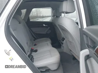 2019 Audi Q5 Premium with VIN WA1ANAFY0K2093743, listed as a IAAI auction lot 41443852 with 63,874 mi miles. Bid and sale history available at carsss.com. Image 8.