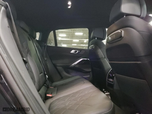 2025 BMW X6 xDrive40i with VIN 5UX33EX03S9X36158, listed as a Copart auction lot 53862325 with 20,035 mi miles and Clean Title. Bid and sale history available at carsss.com. Image 11.