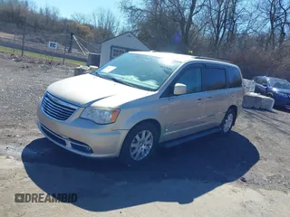 2013 Chrysler Town & Country Touring with VIN 2C4RC1BG8DR722584, listed as a IAAI auction lot 41854772 with 84,453 mi miles. Bid and sale history available at carsss.com. Image 2.