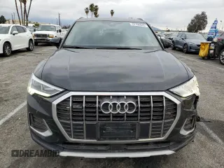 2019 Audi Q3 Premium Plus with VIN WA1BECF39K1079706, listed as a Copart auction lot 43796845 with 33,521 mi miles and Salvage Title. Bid and sale history available at carsss.com. Image 5.