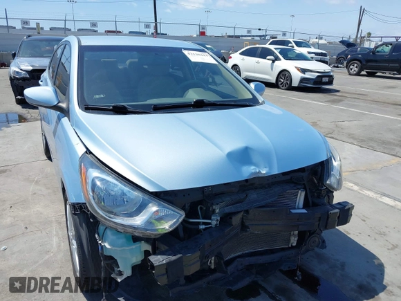 2012 Hyundai Accent GLS z VIN KMHCU4AE1CU057299, wystawiony jako IAAI lot #42130443 z przebiegiem 65 901 mil mil oraz . Historia ofert i sprzedaży dostępna na DreamBid. Obrazek 6.