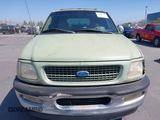 1998 Ford Expedition XLT with VIN 1FMRU1762WLC11697, listed as a IAAI auction lot 42386716 with 239,848 mi miles and . Bid and sale history available at DreamBid. Image 12.