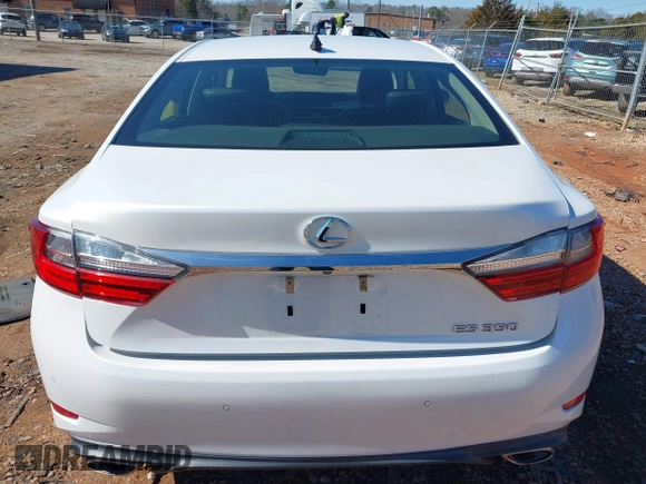 2016 Lexus ES 330 z VIN JTHBK1GGXG2222439, wystawiony jako IAAI lot #41599032 z przebiegiem 93 804 mil mil oraz . Historia ofert i sprzedaży dostępna na DreamBid. Obrazek 15.