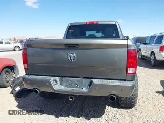 2013 Ram 1500 Express z VIN 1C6RR6KT8DS538406, wystawiony jako IAAI lot #41774359 z przebiegiem 154 338 mil mil oraz . Historia ofert i sprzedaży dostępna na DreamBid. Obrazek 16.